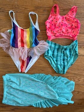 2 swimsuits + cover (watermelon mermaid) Lola + Boys/Target - Girls' 4/5 6/7